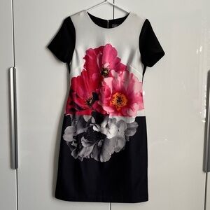 VINCE CAMUTO NWOT Floral Print Lined Dress Gold Zipper, Size 8